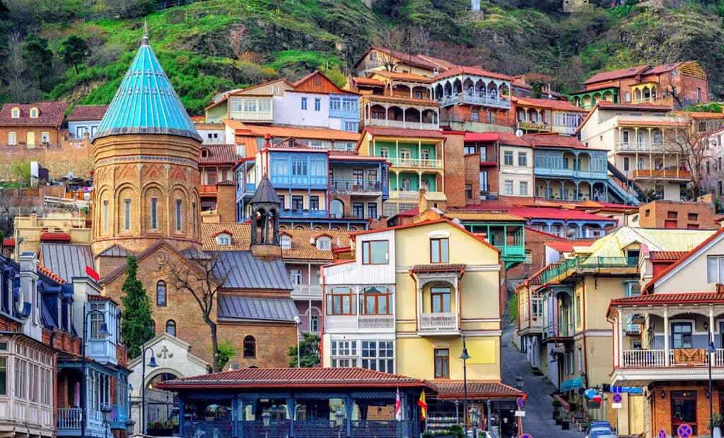 old-town-tbilisi-buildings-1024x620